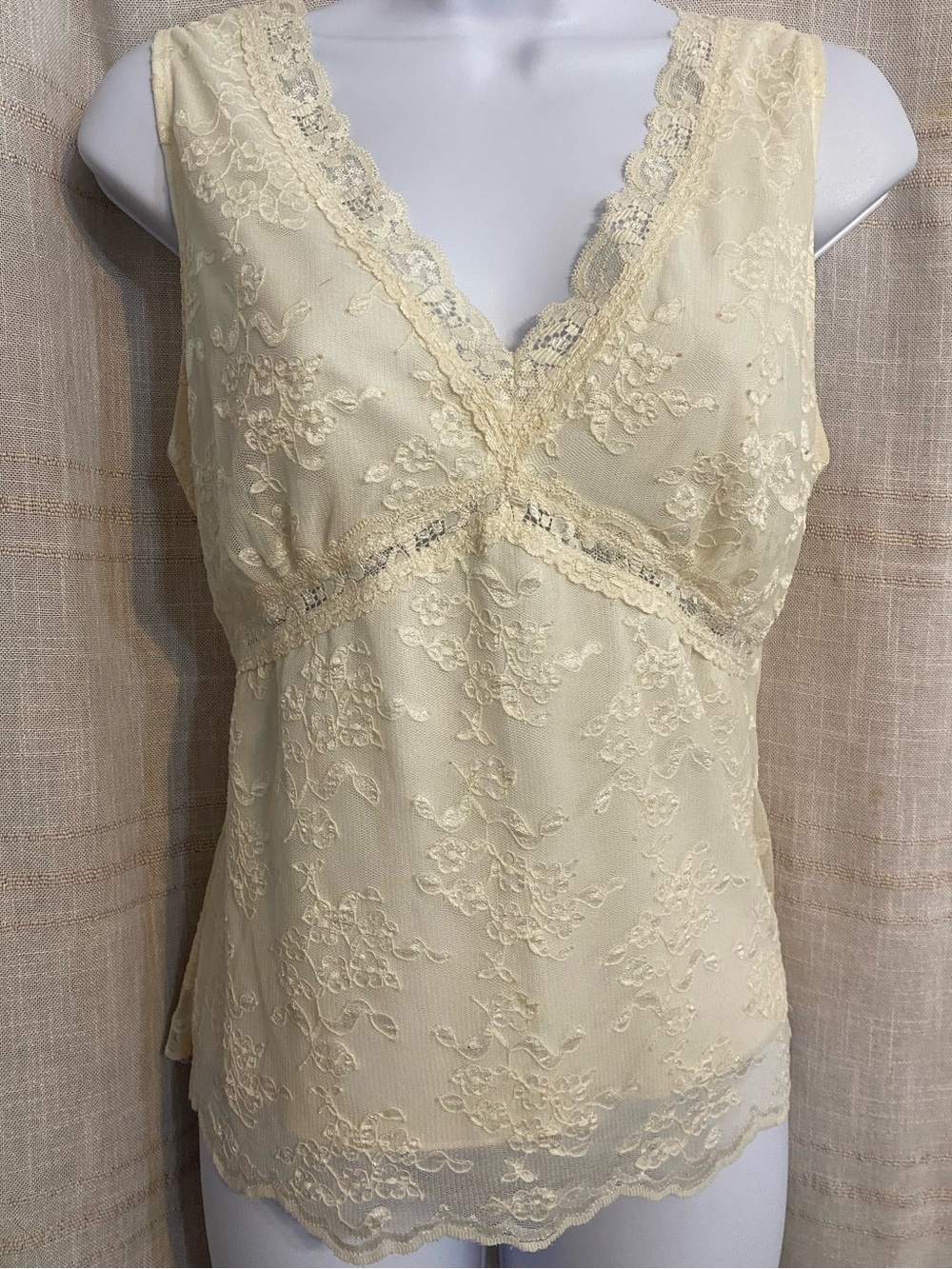 Worthington Cream Lace Overlay Camisole V-Neck Blouse Stretch Large